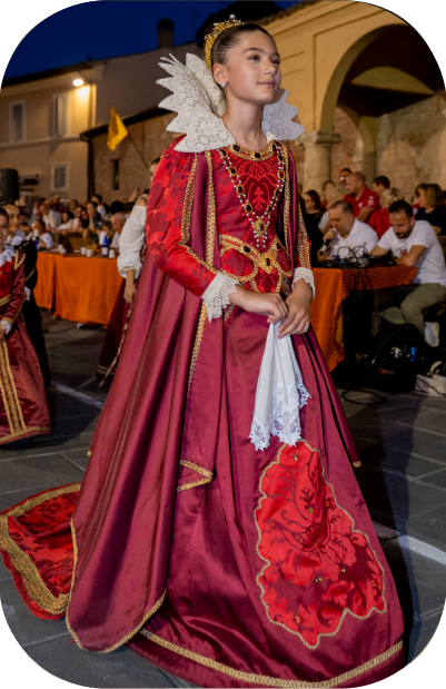 Chiara Luzi Popolare